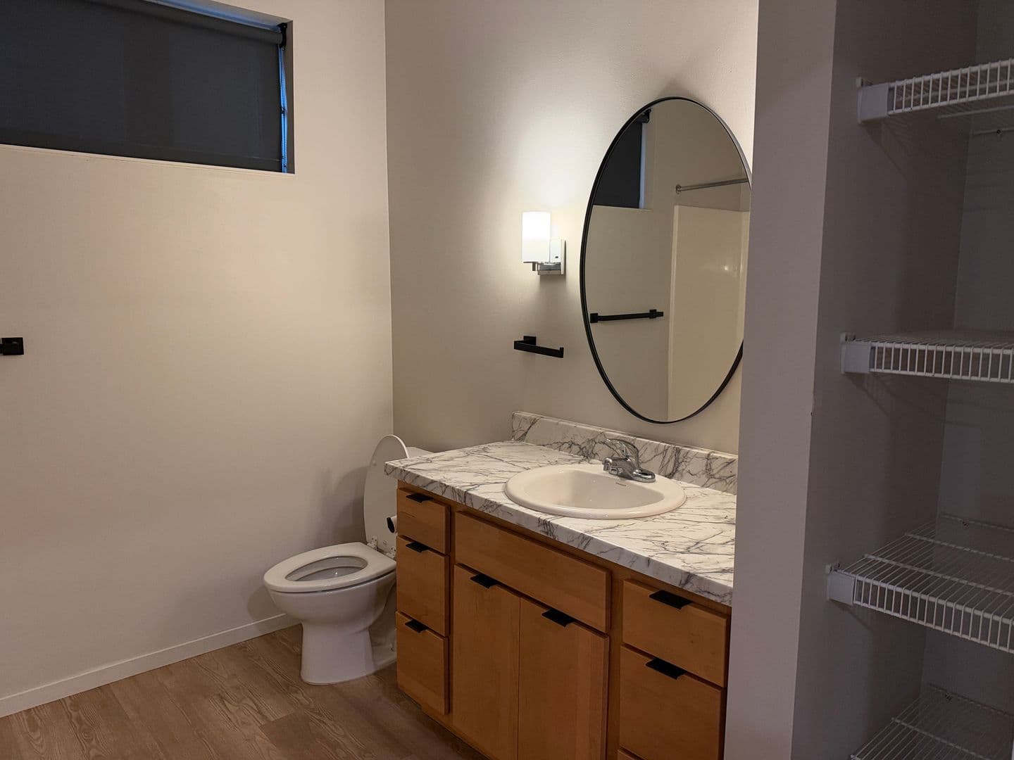 Grand Forks Apartment: 323 Demers Ave