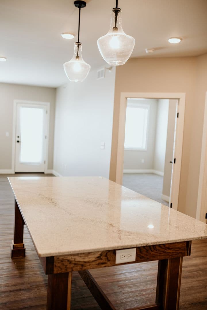 Grand Forks Apartment: 3880, 3820 S 15th St