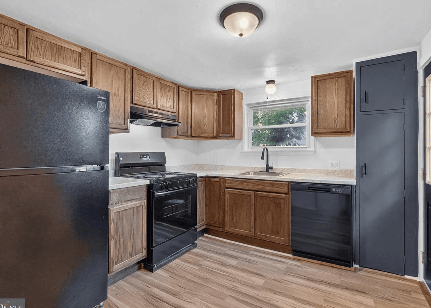 York Townhome: 56 N State Street York