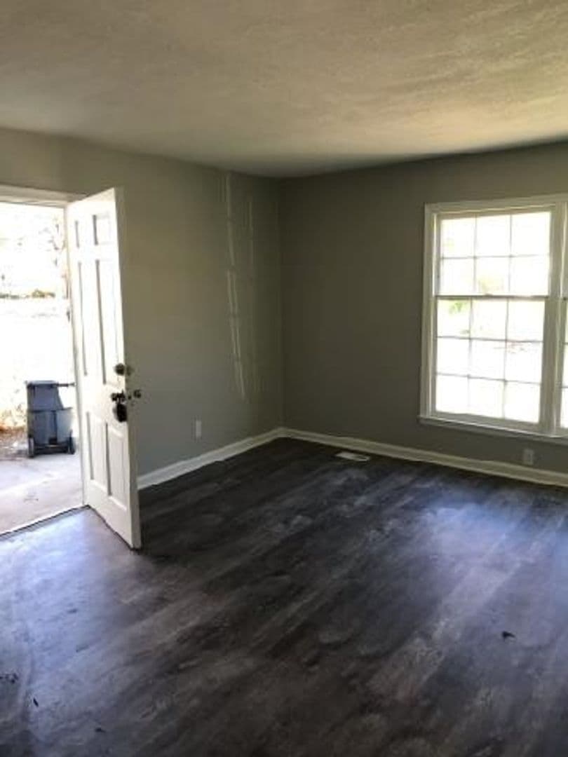 Wichita House: 923 N Pershing