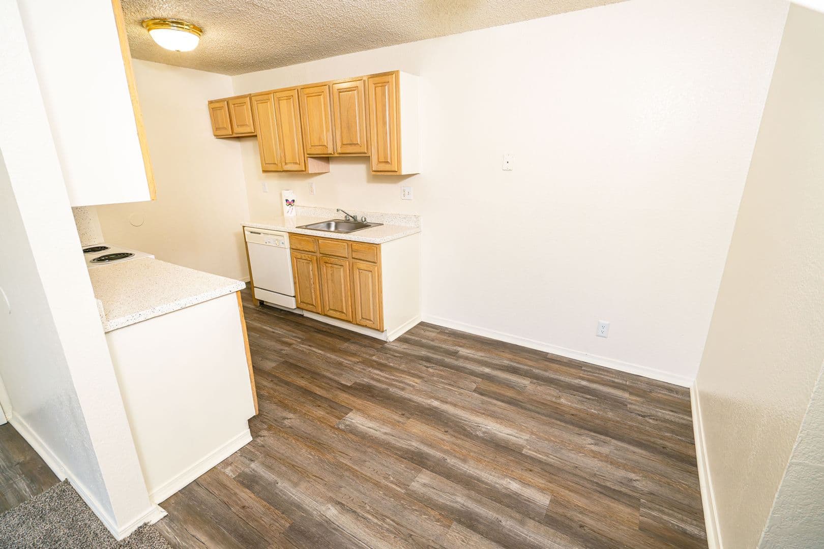 Tulsa Apartment: 1110 E. 60th St.