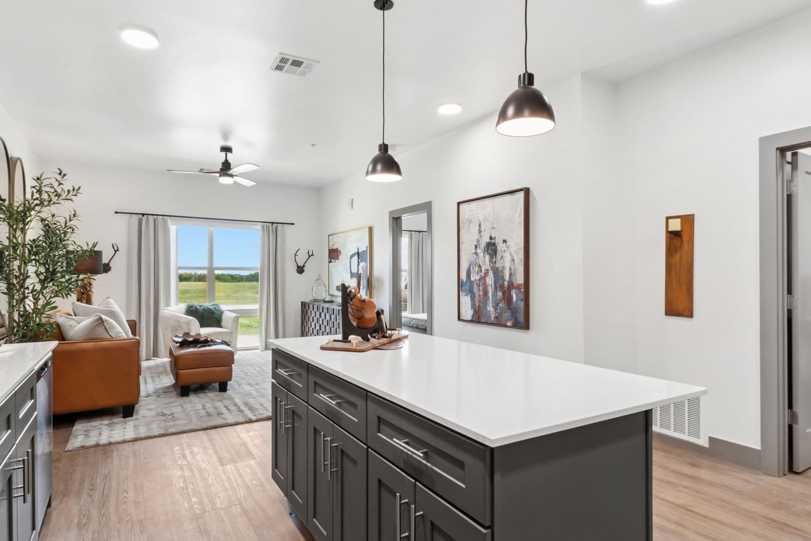 Bixby Apartment: 8116 E 151st St. S