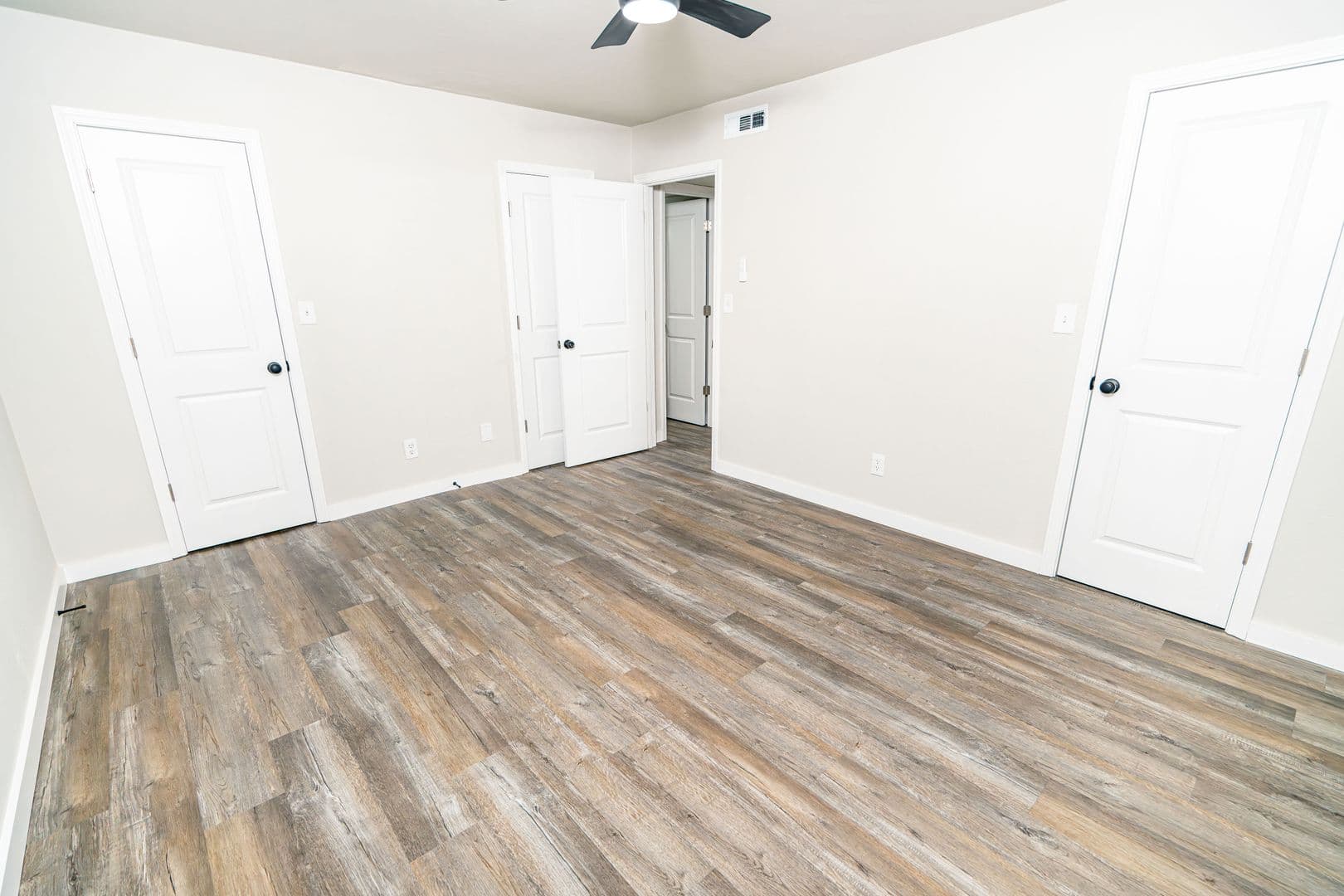 Tulsa Apartment: 1027 E. 41st St