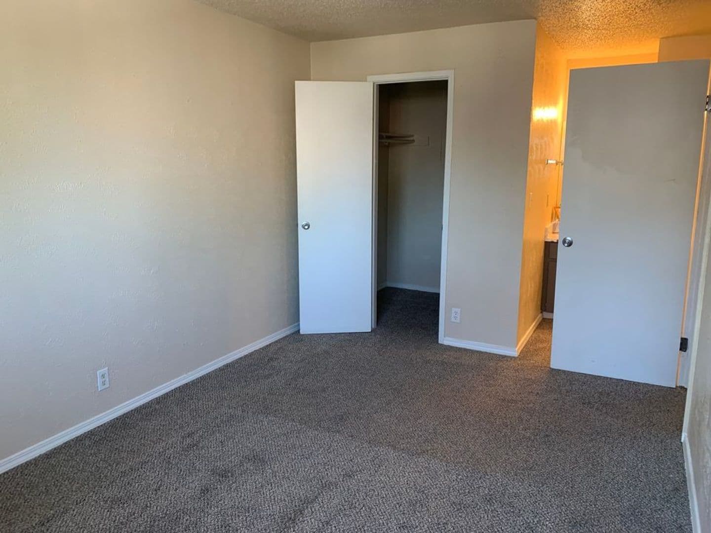 Tulsa Apartment: 1337 E. 61st Street