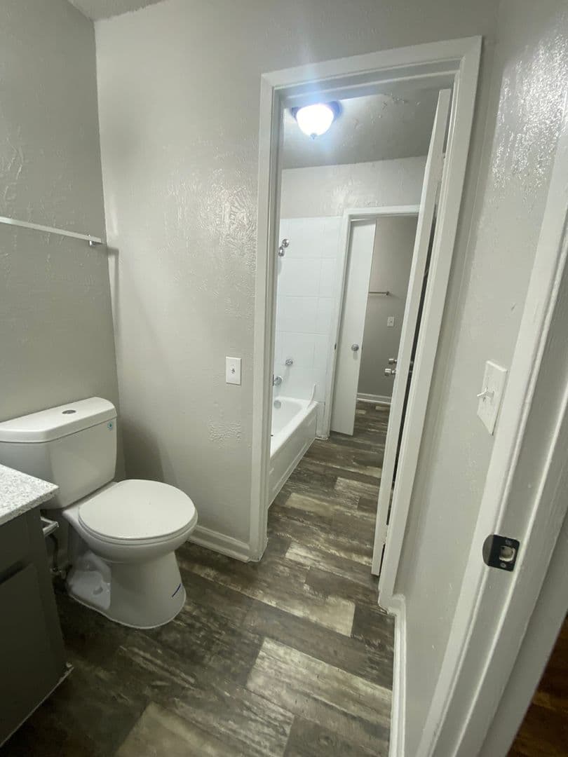 Tulsa Apartment: 1337 E. 61st Street