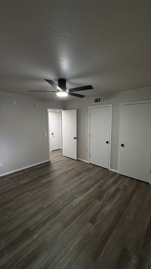 Tulsa Apartment: 5101 S. Madison Ave