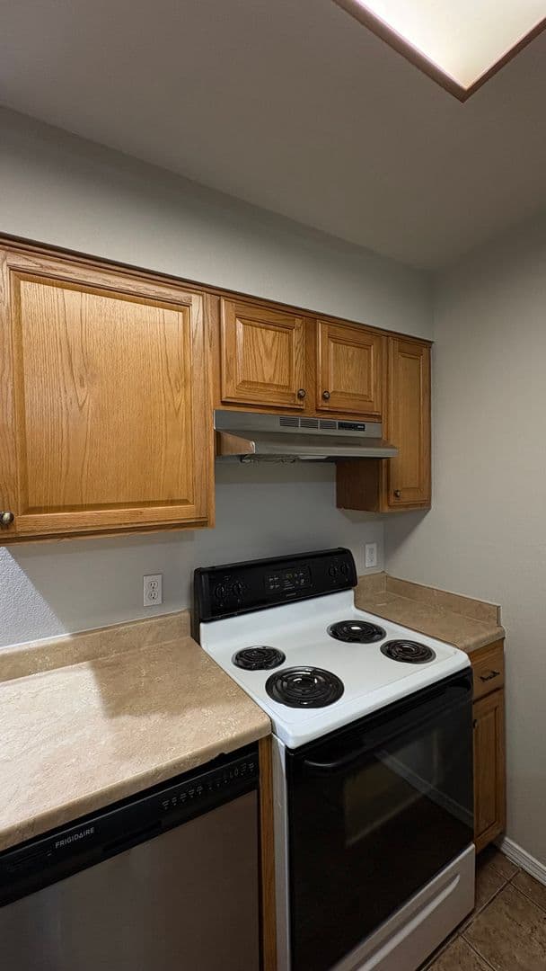 Tulsa Apartment: 5101 S. Madison Ave