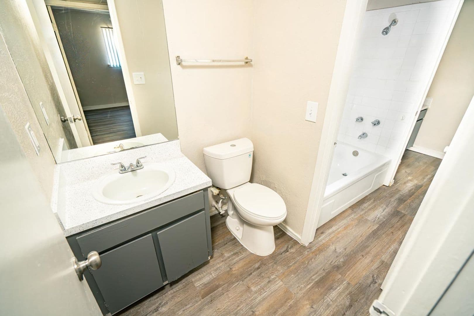 Tulsa Apartment: 1337 E. 61st Street