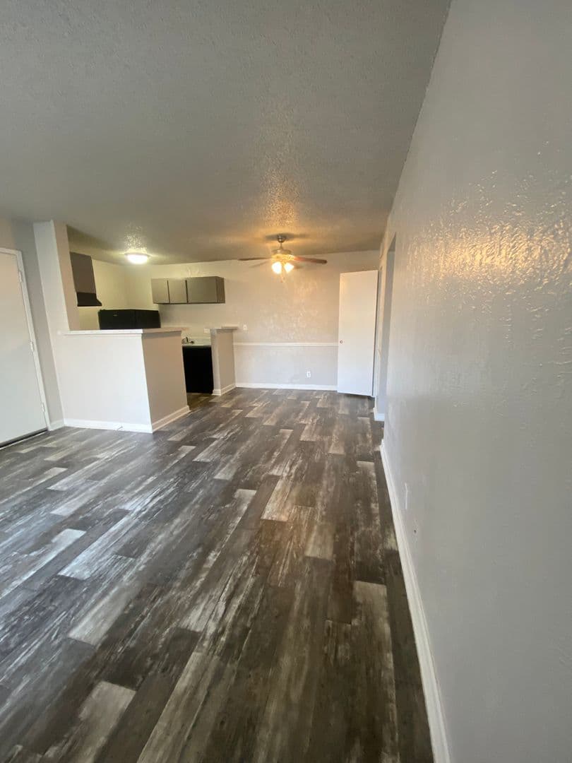 Tulsa Apartment: 1337 E. 61st Street
