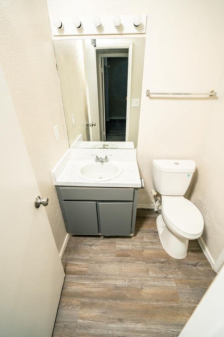 Tulsa Apartment: 1337 E. 61st Street