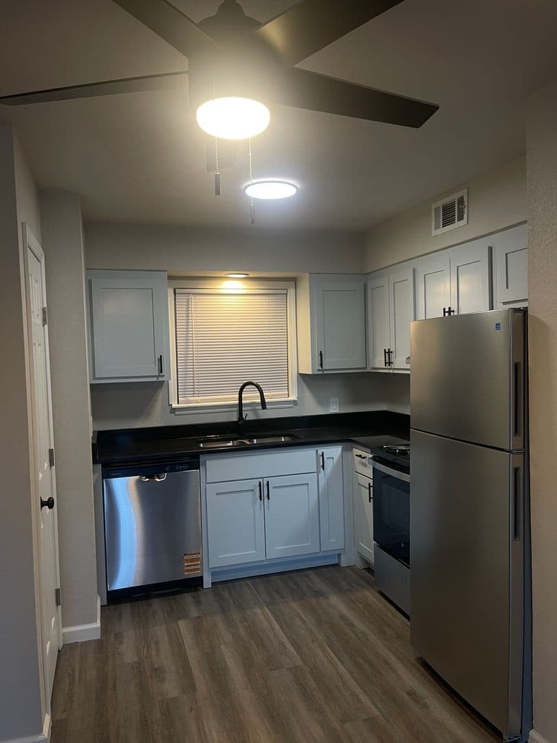 Tulsa Apartment: 5101 S. Madison Ave