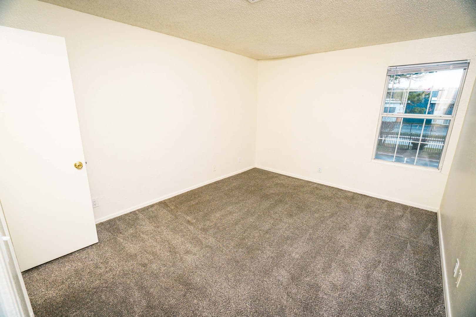 Tulsa Apartment: 1110 E. 60th St.