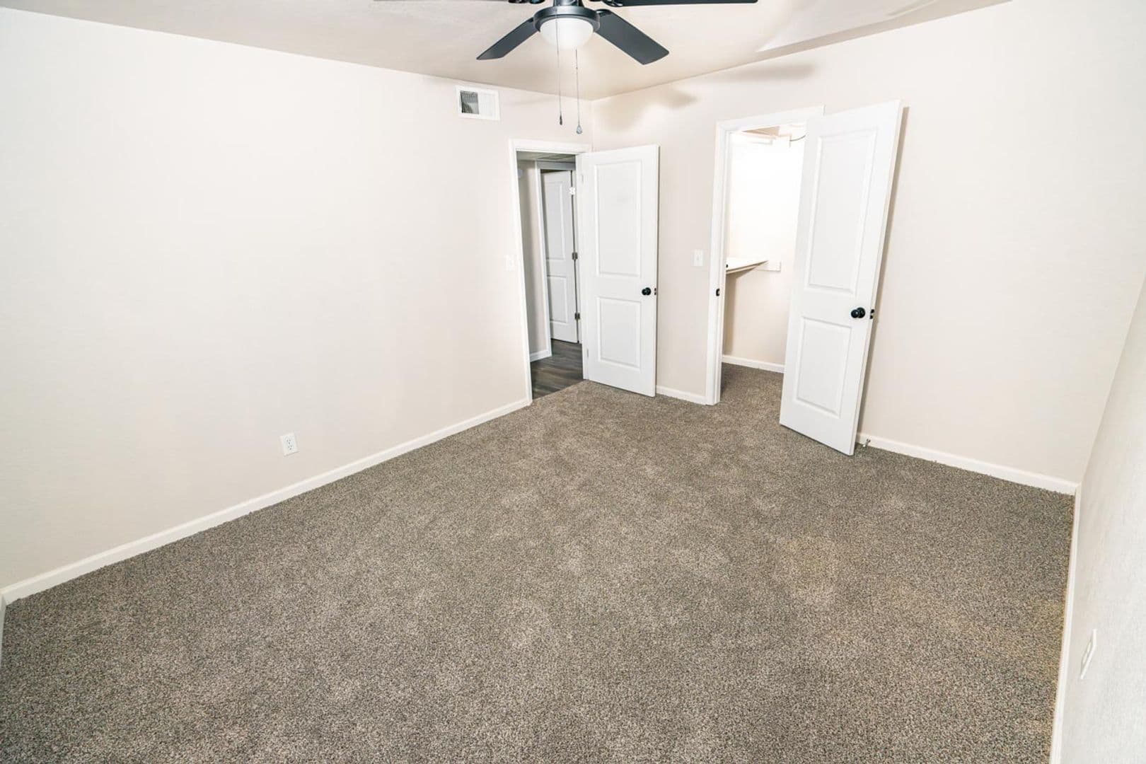Tulsa Apartment: 1027 E. 41st St