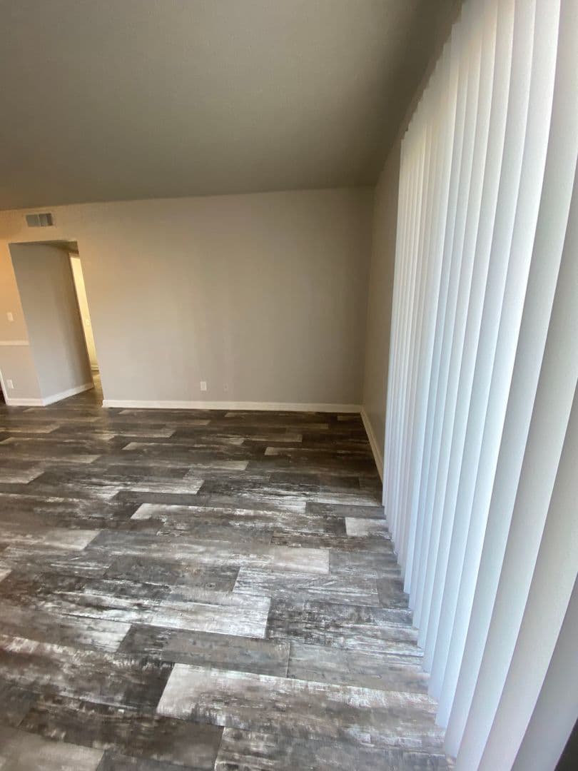 Tulsa Apartment: 1337 E. 61st Street