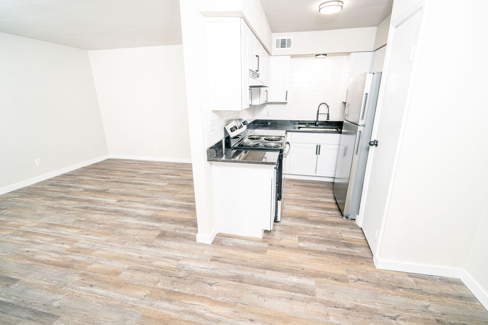 Tulsa Apartment: 1027 E. 41st St