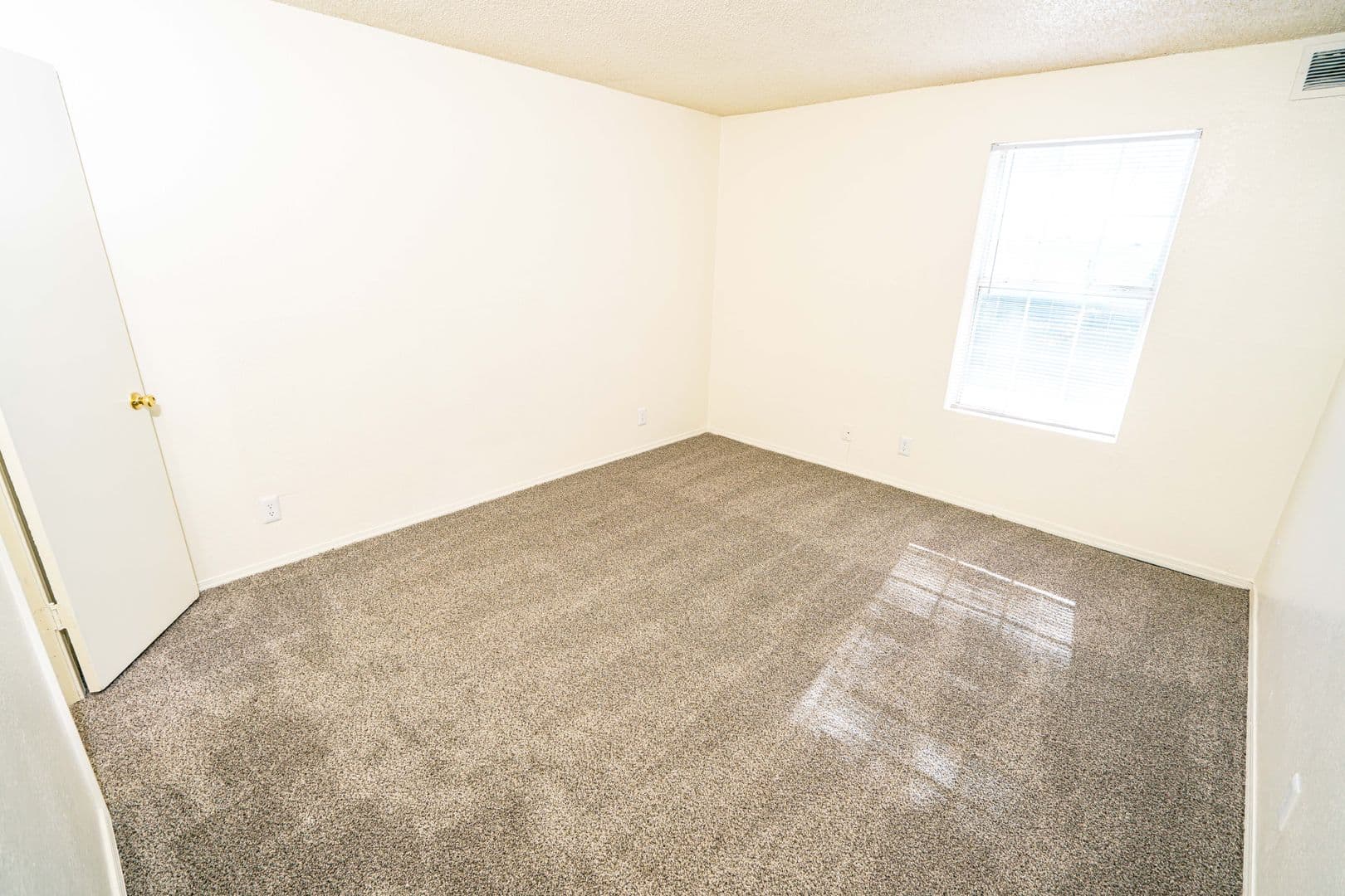 Tulsa Apartment: 1110 E. 60th St.
