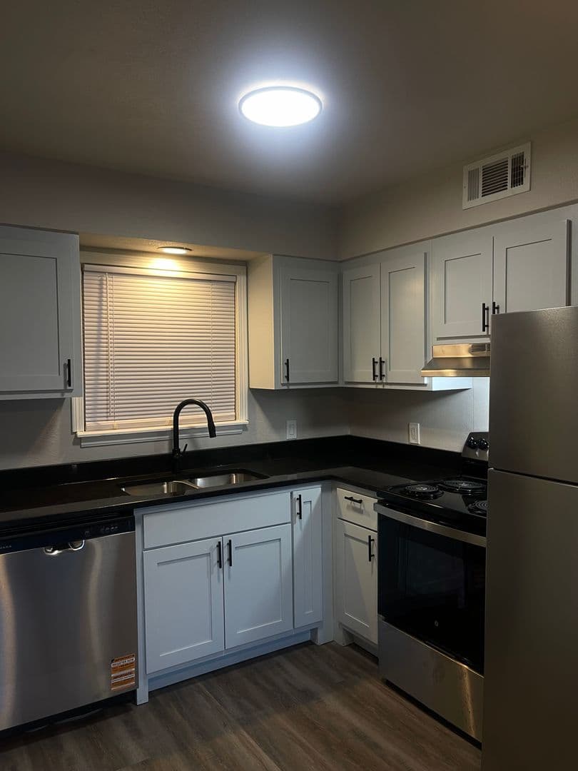 Tulsa Apartment: 5101 S. Madison Ave