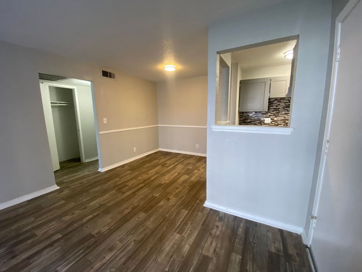 Tulsa Apartment: 1337 E. 61st Street