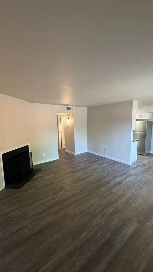 Tulsa Apartment: 1027 E. 41st St