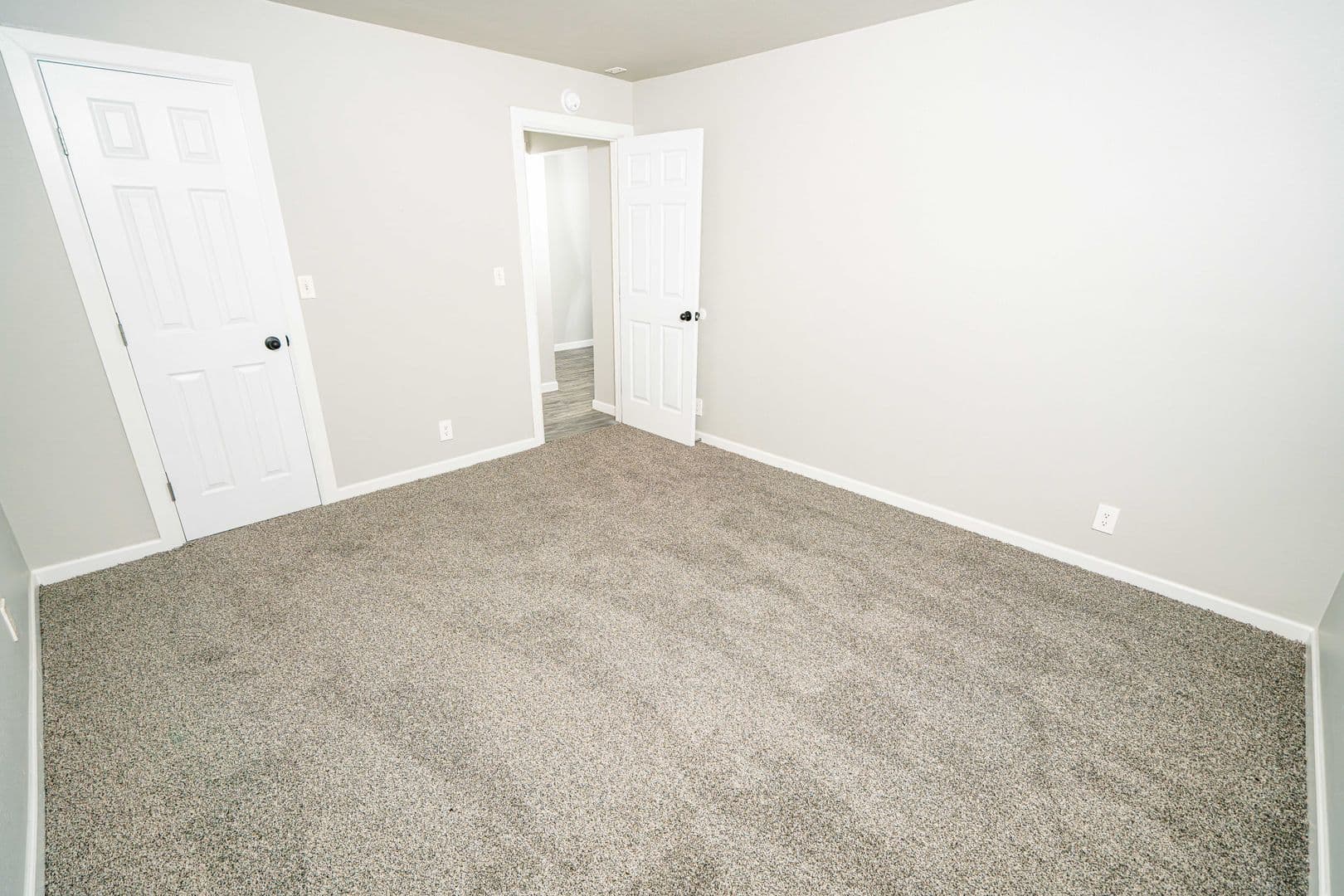 Tulsa Apartment: 1110 E. 60th St.