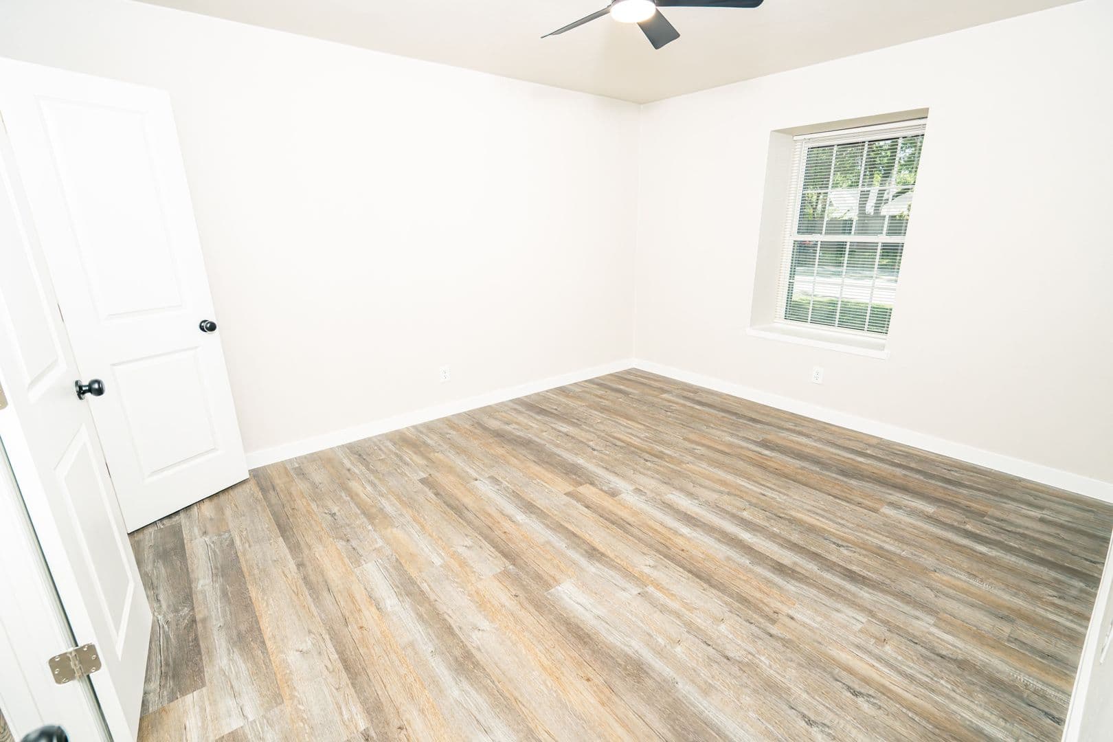 Tulsa Apartment: 1027 E. 41st St