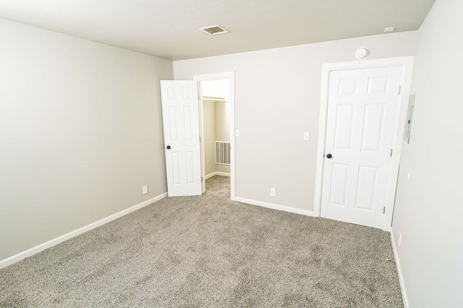 Tulsa Apartment: 1110 E. 60th St.