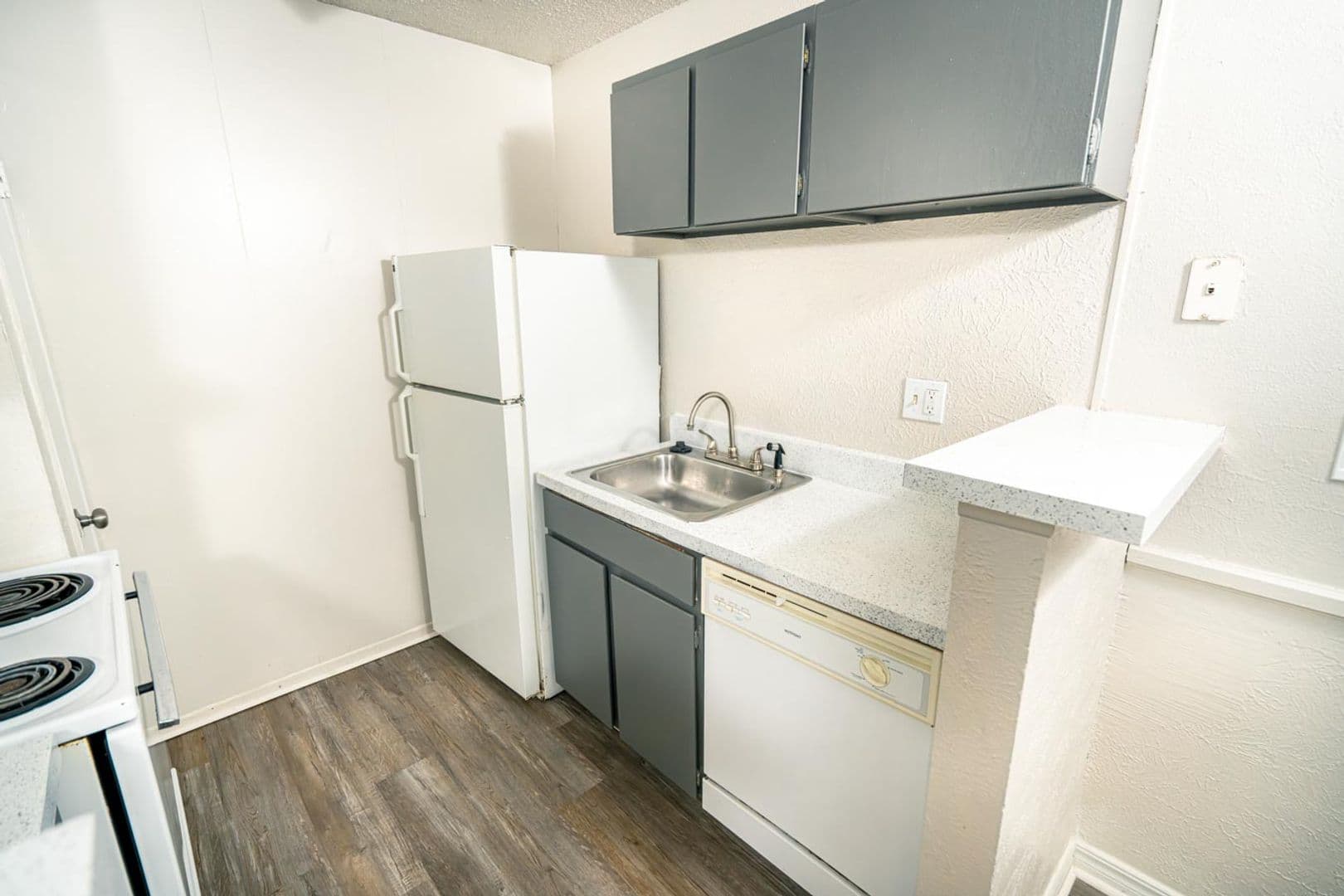 Tulsa Apartment: 1337 E. 61st Street