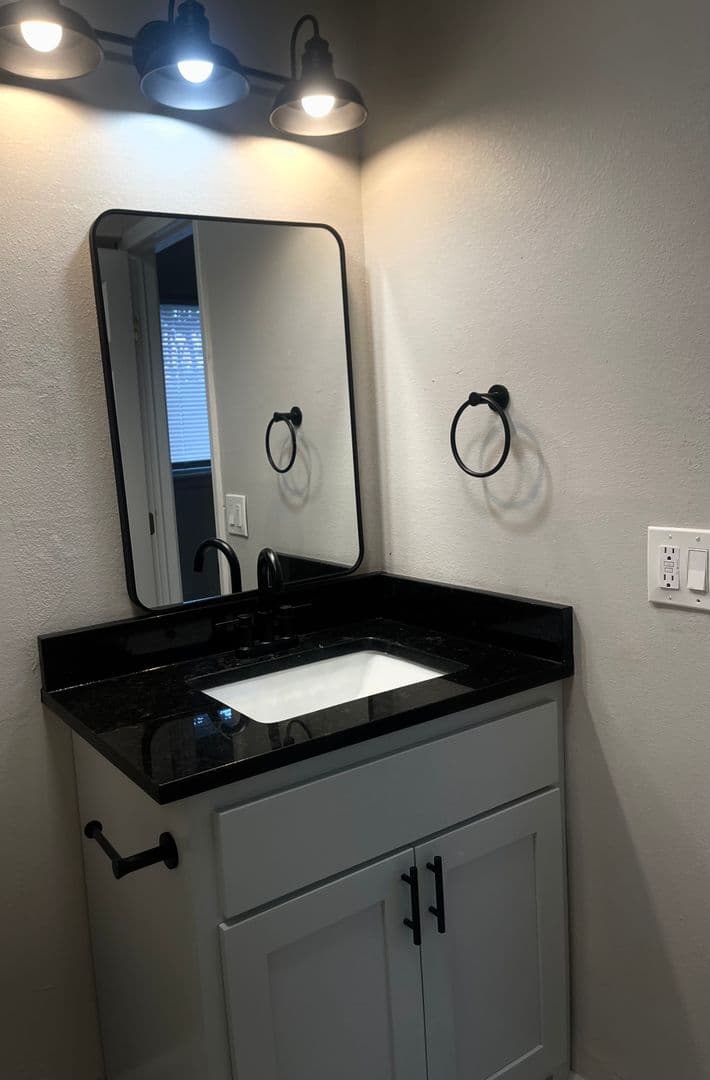 Tulsa Apartment: 5101 S. Madison Ave