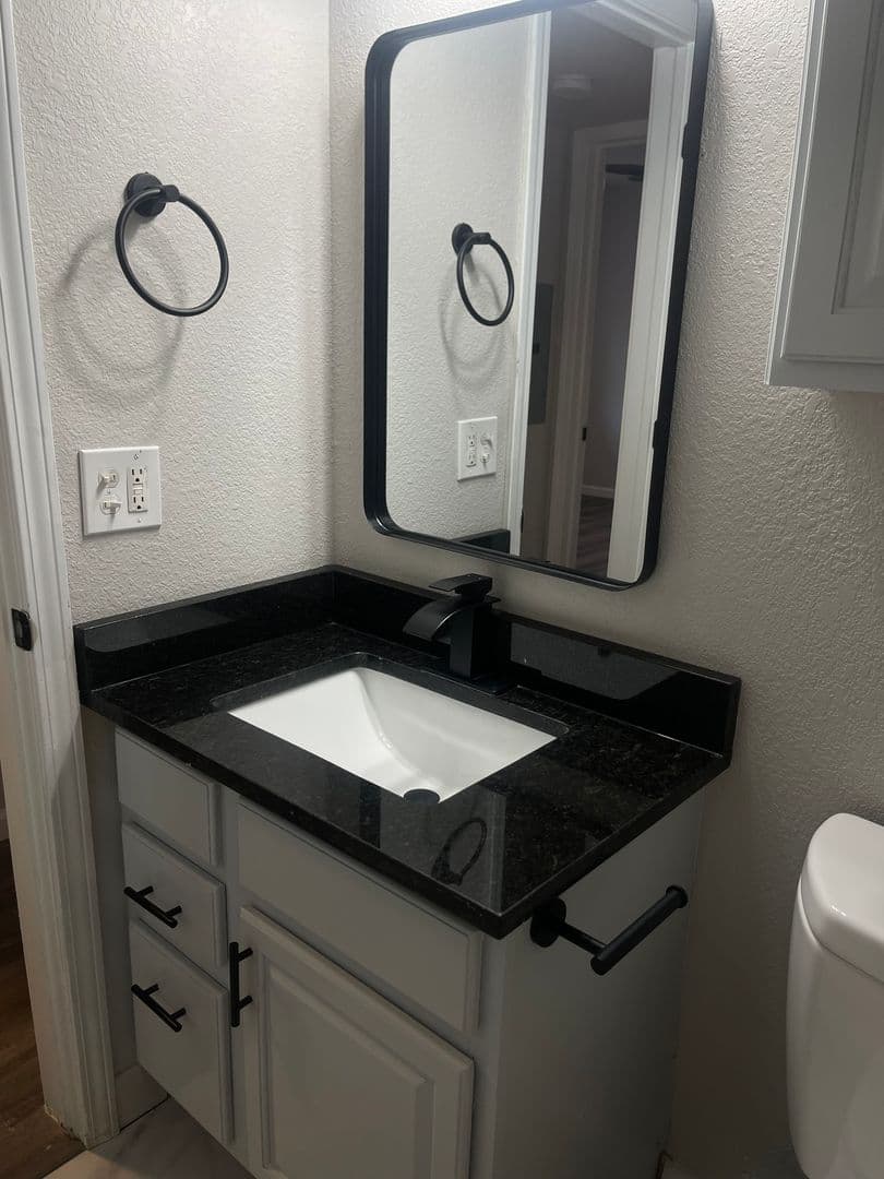 Tulsa Apartment: 5101 S. Madison Ave