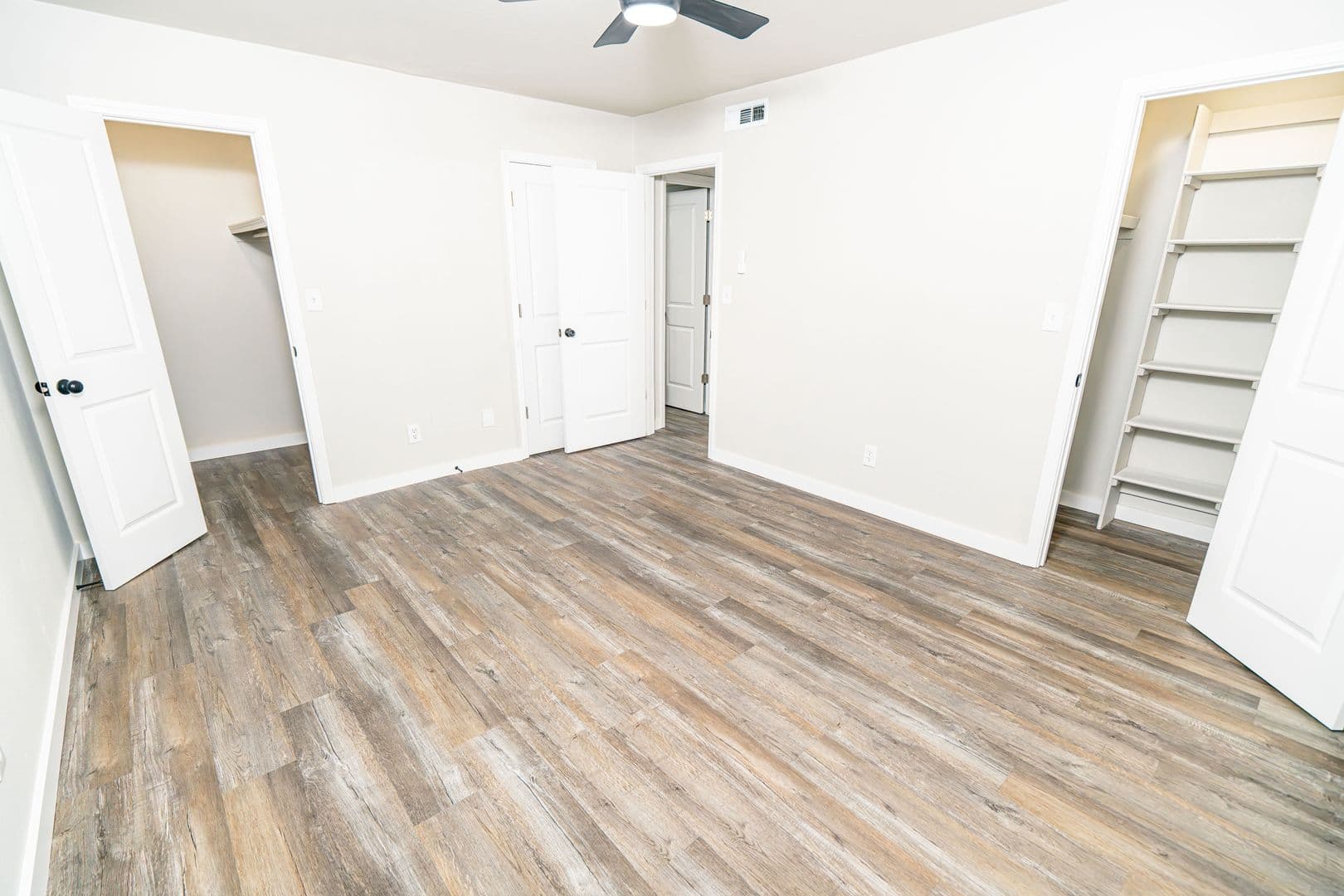 Tulsa Apartment: 1027 E. 41st St