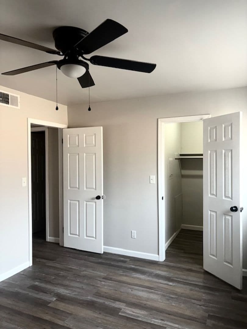 Tulsa Apartment: 6609 S Lewis Ave