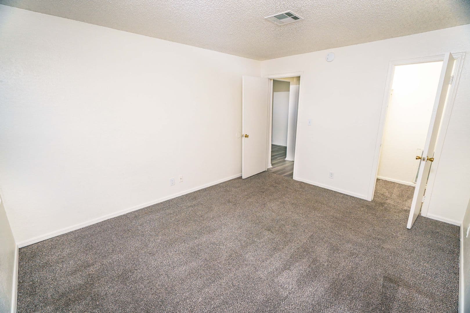 Tulsa Apartment: 1110 E. 60th St.