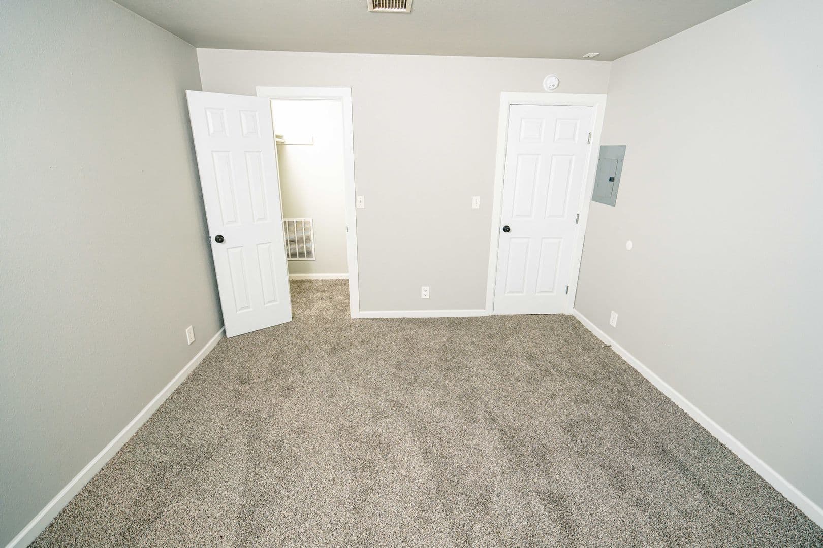 Tulsa Apartment: 1110 E. 60th St.