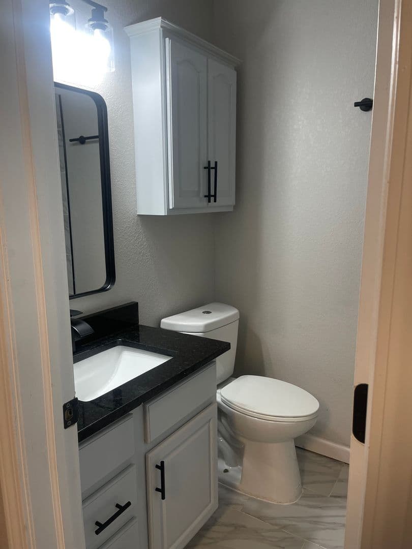 Tulsa Apartment: 5101 S. Madison Ave