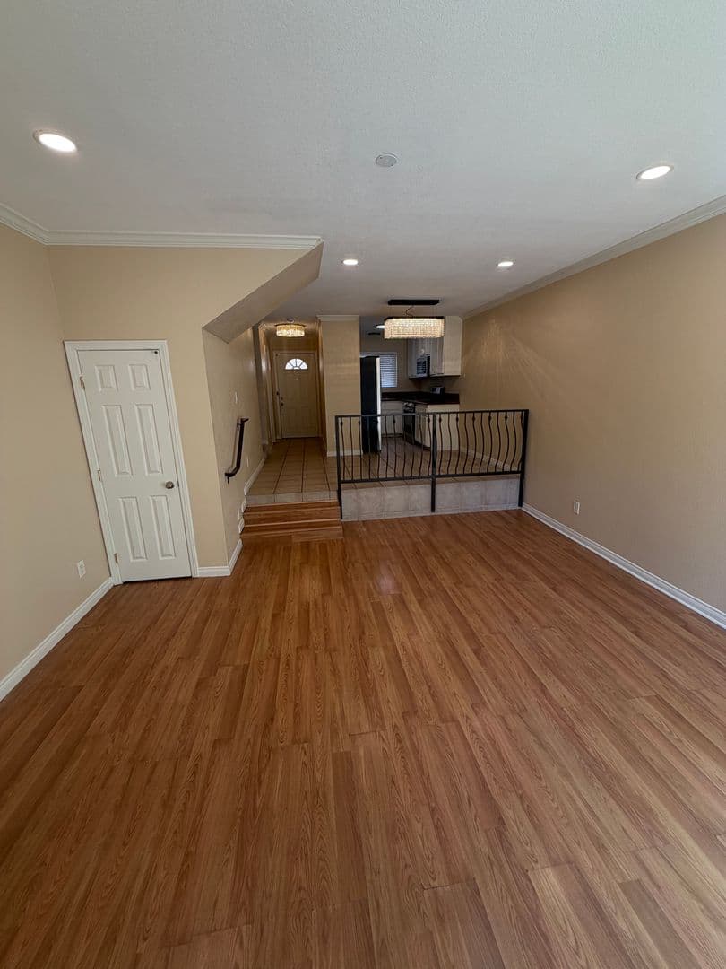 El Cajon Condo: 792 N. Mollison Ave #16