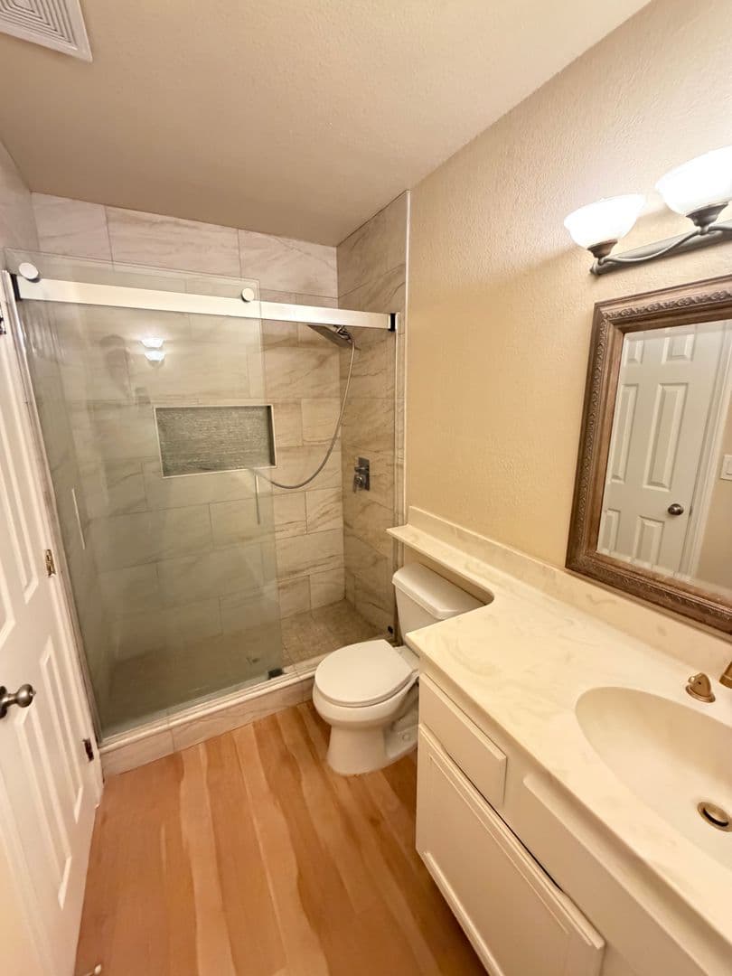 El Cajon Condo: 792 N. Mollison Ave #16