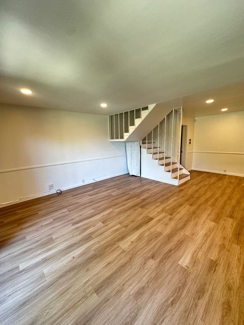Chula Vista Condo: 230 Regency Ct Unit A