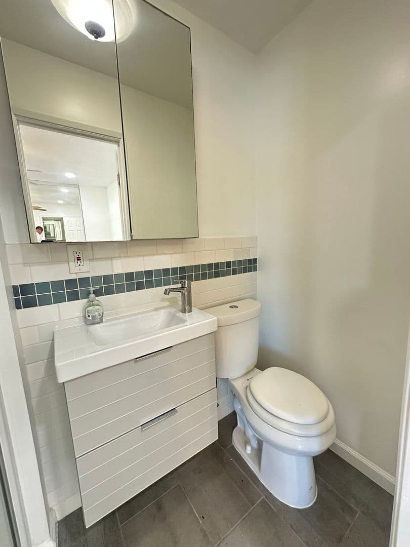 Chula Vista Condo: 230 Regency Ct Unit A