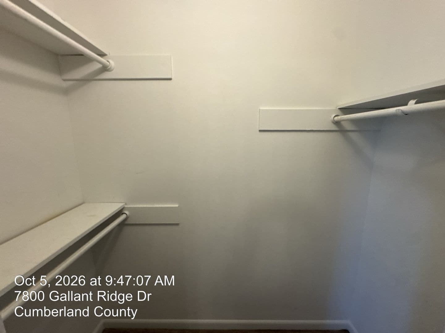 Fayetteville House: 7800 Gallant Ridge Drive