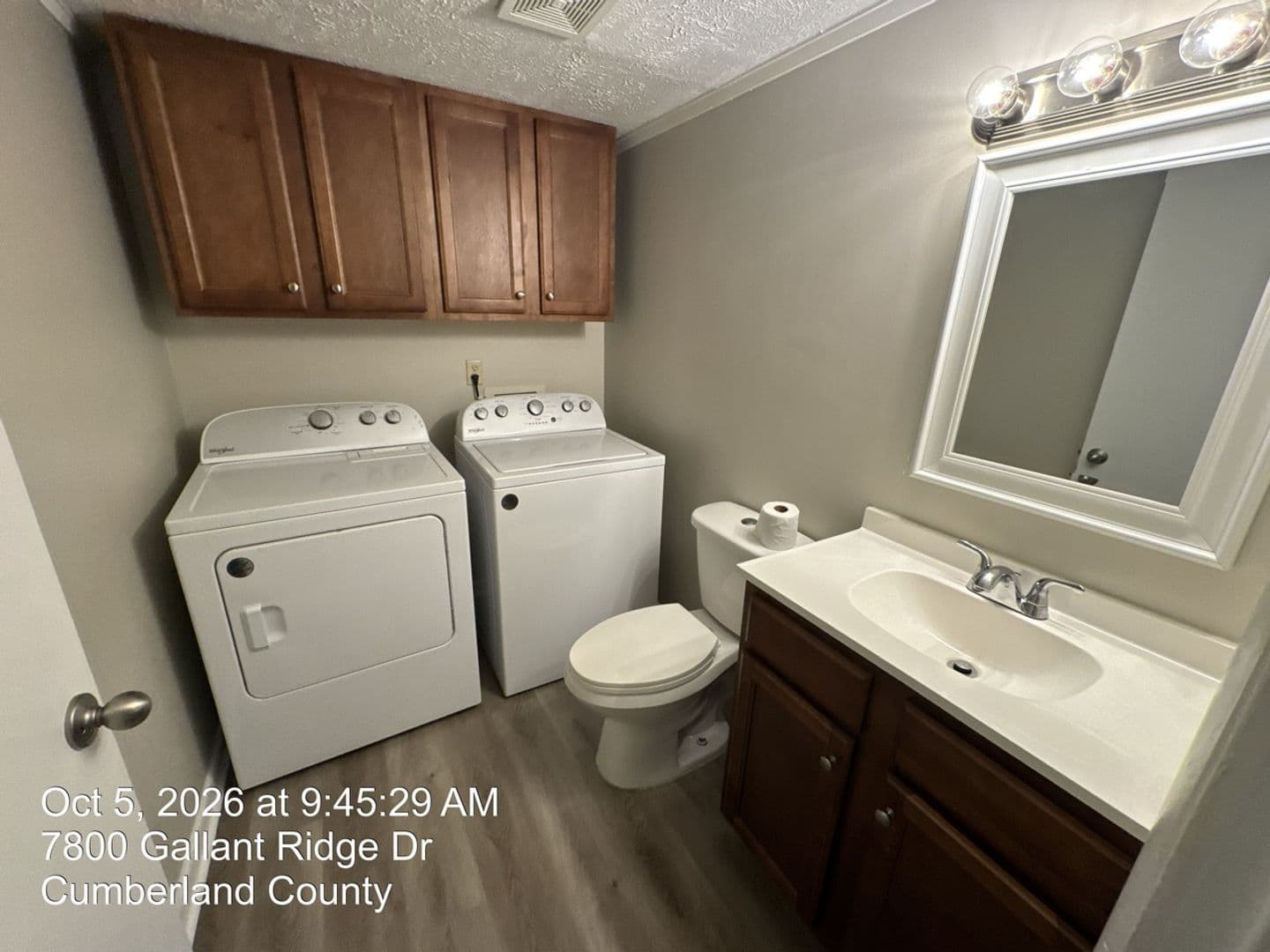 Fayetteville House: 7800 Gallant Ridge Drive
