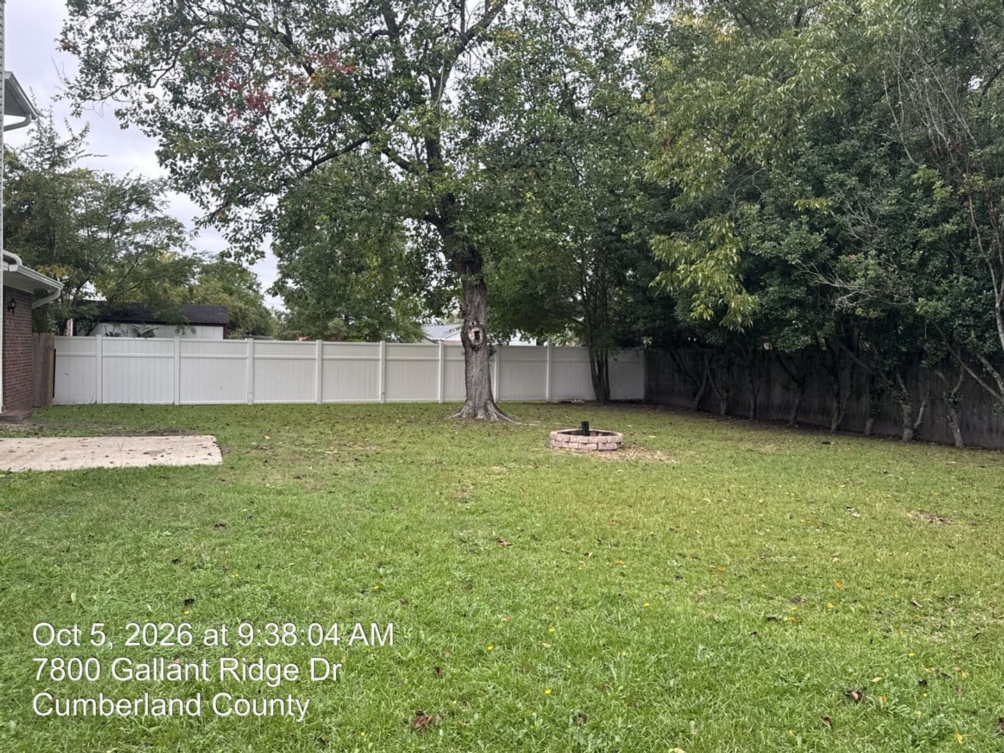 Fayetteville House: 7800 Gallant Ridge Drive