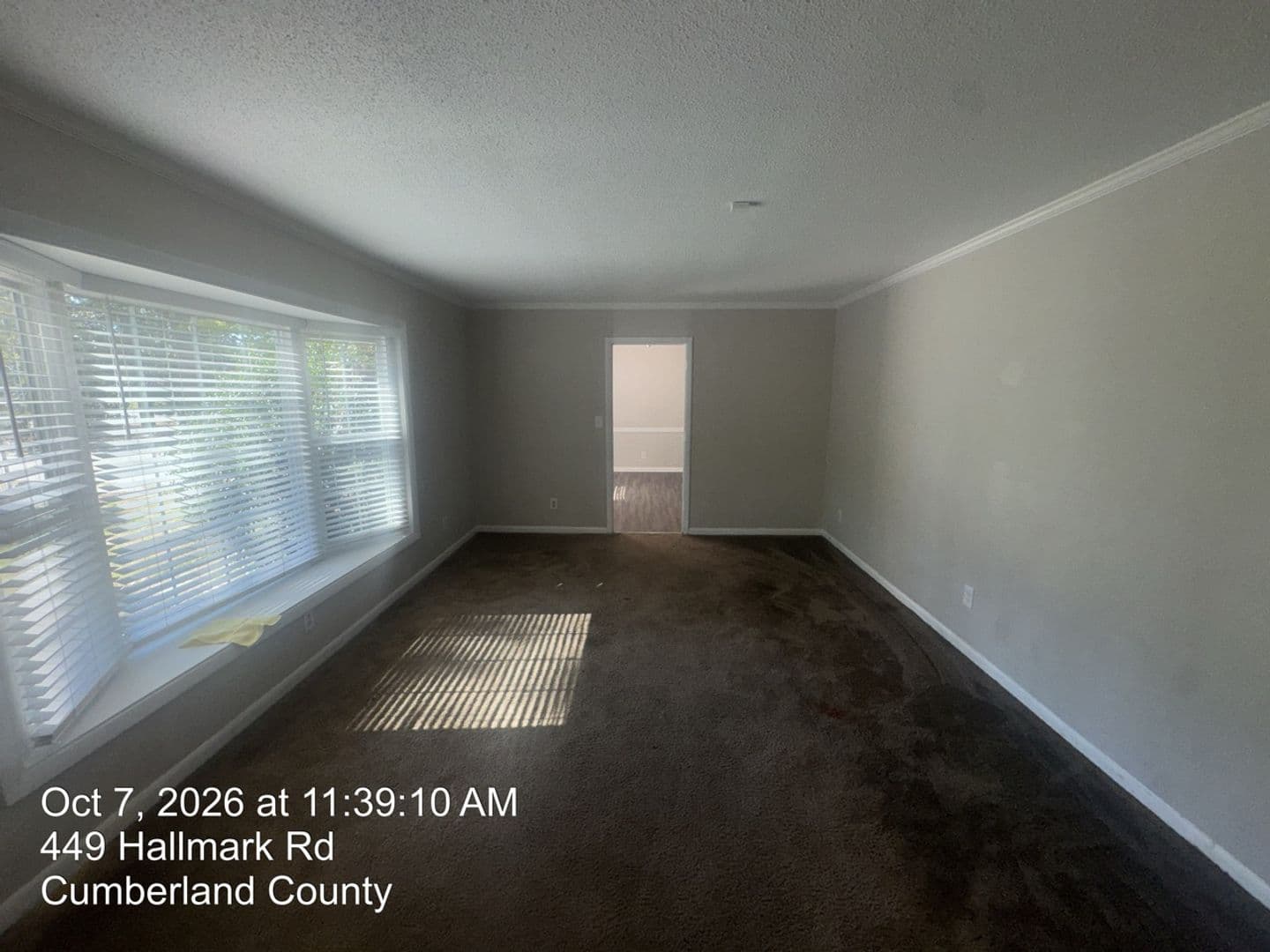 Fayetteville House: 449 Hallmark Road