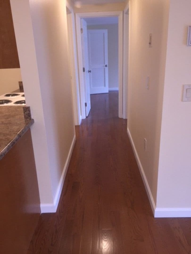 Merrimack Apartment: 10 Center Street