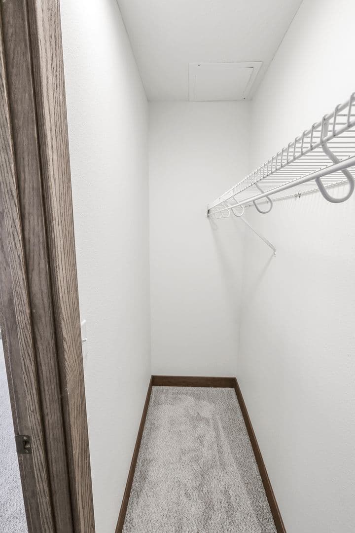 Pella Apartment: 340 East 13th Street