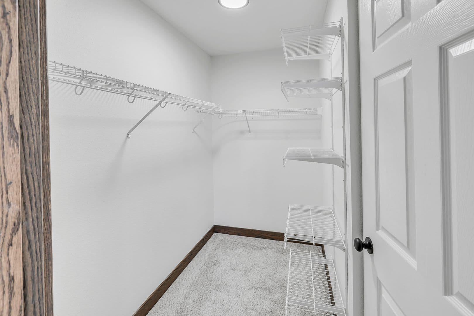 Pella Apartment: 340 East 13th Street
