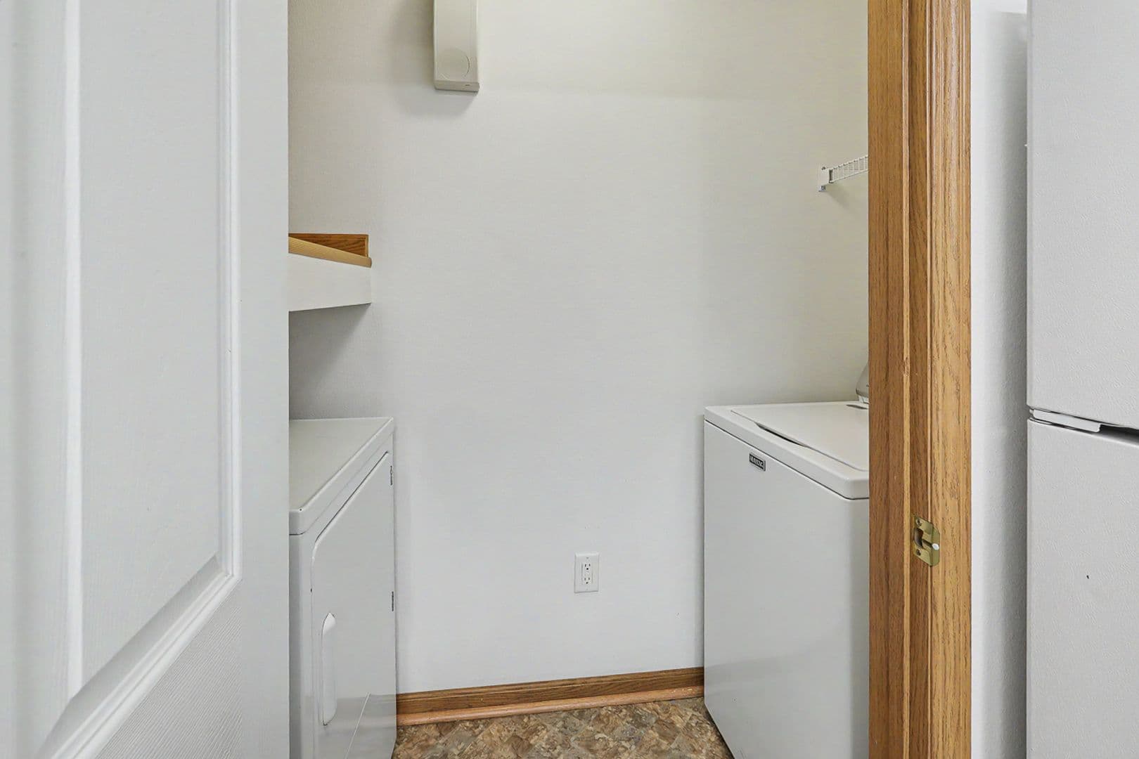 Pella Apartment: 340 East 13th Street