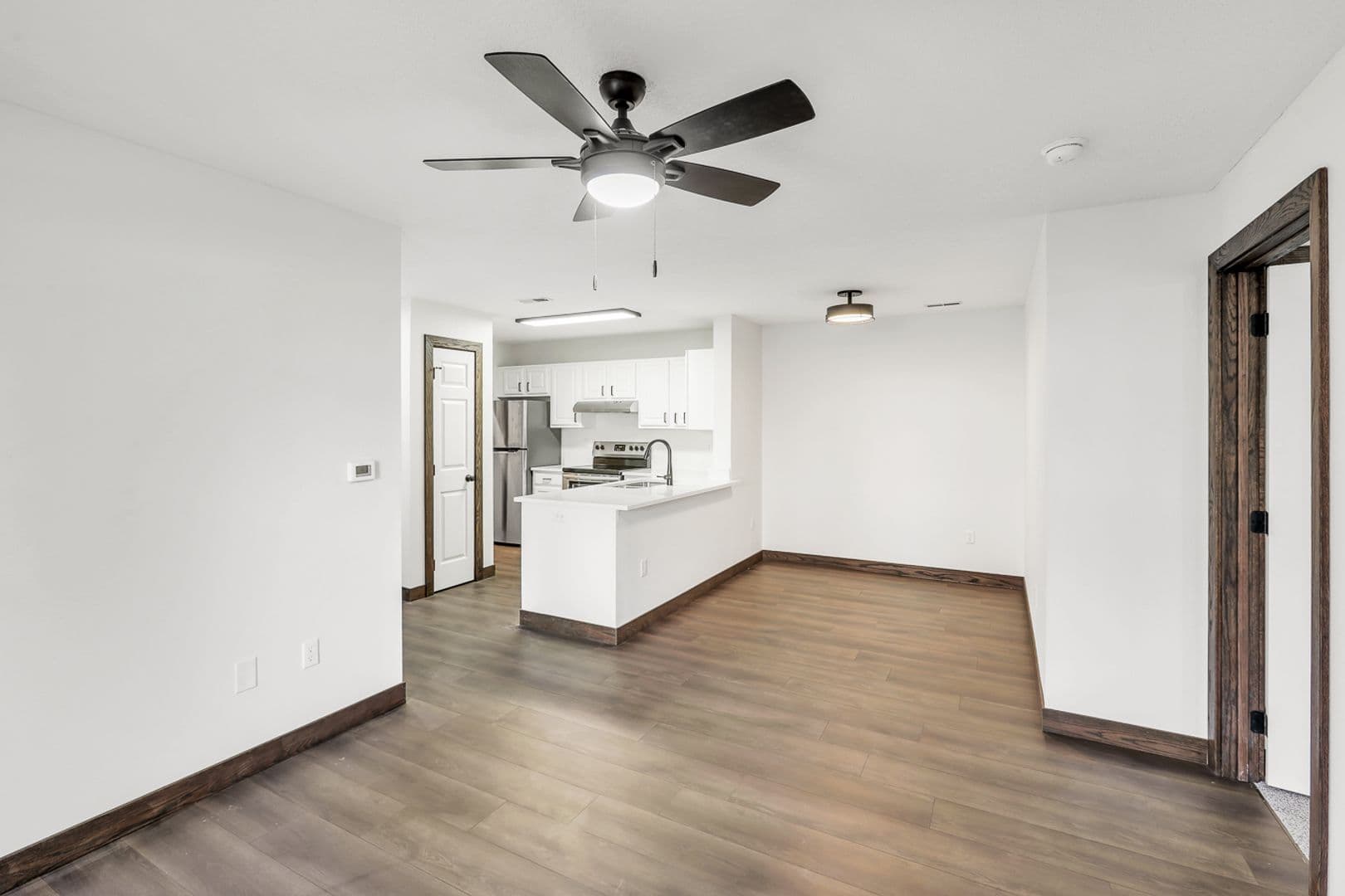Pella Apartment: 340 East 13th Street