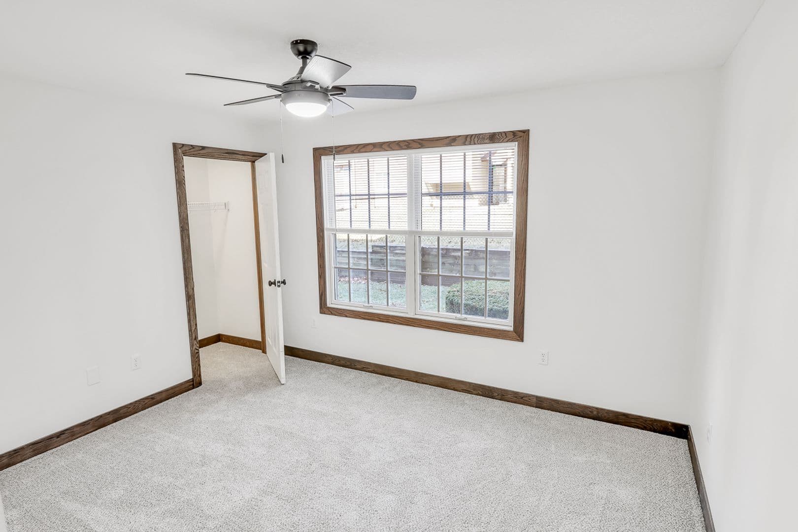 Pella Apartment: 340 East 13th Street