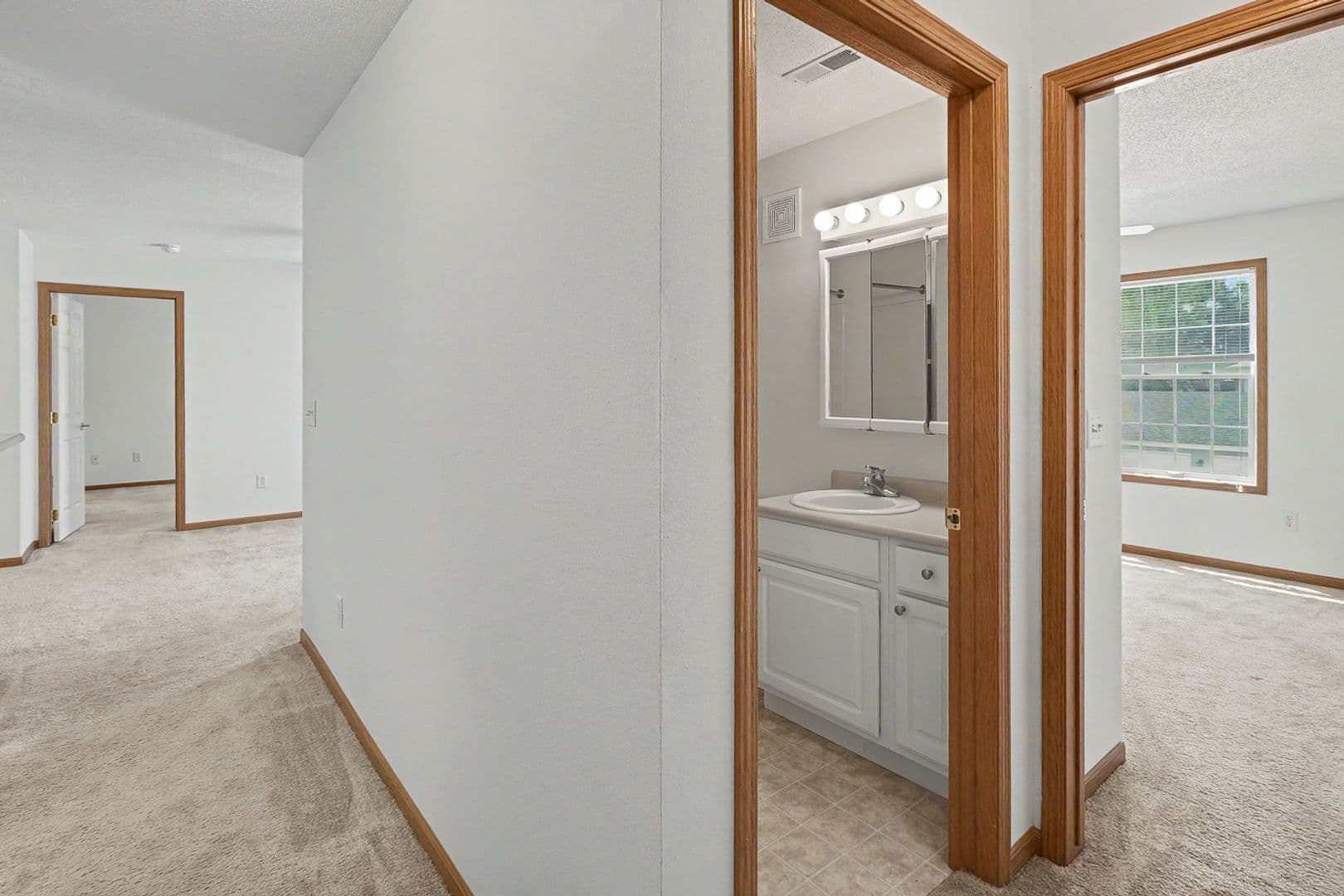 Pella Apartment: 340 East 13th Street
