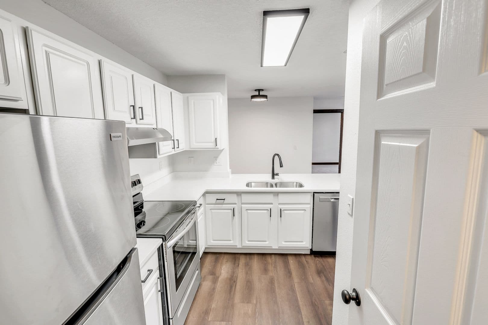 Pella Apartment: 340 East 13th Street